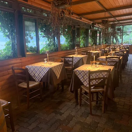 Mary House View דירה *